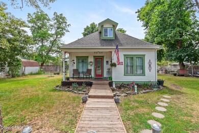 212ESecondAve-1
