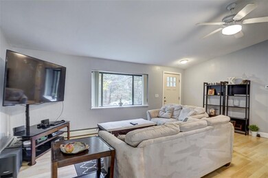 126 Lancaster Farm Rd, Salem, NH 03079 - photo 6