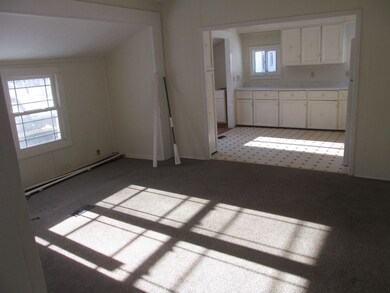 16 Lower Landing Mhp Park, Charlestown, NH 03603 - photo 3