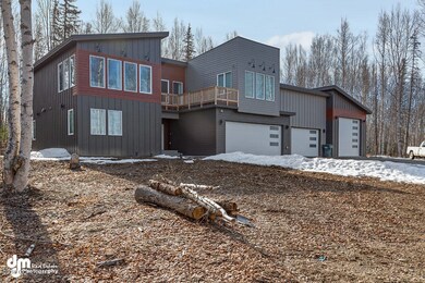 Exterior Front_MAX-69725-SMALL