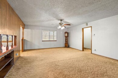 733 Oklahoma 17, Rush Springs, OK 73082 - photo 3