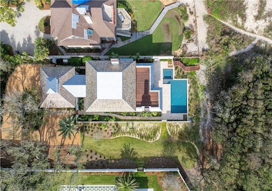 2002 Dixon Ln, St. Simons, GA 31522 - photo 2