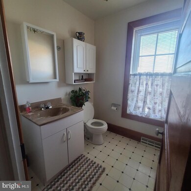 7665 Main St, Middletown, VA 22645 - photo 6