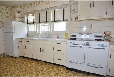 1616 Delaware Ave, Reading, PA 19610 - photo 6