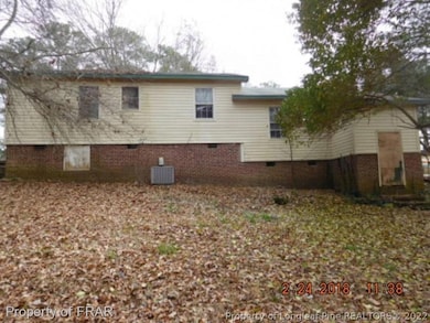 4572 Westfield Rd, Fayetteville, NC 28314 - photo 2