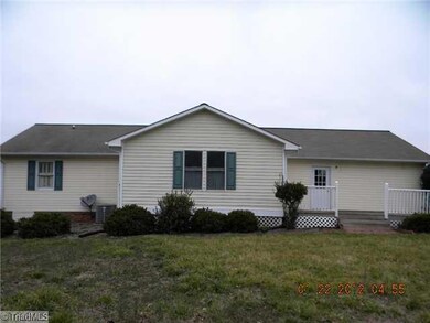 213 Doe Trail Ln, Statesville, NC 28625 - photo 3