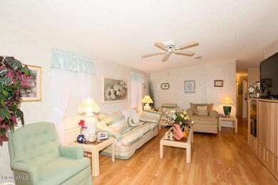 7665 Longhorn - Living Room 2