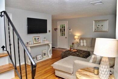 39 Davis St unit 2, Woburn, MA 01801 - photo 6