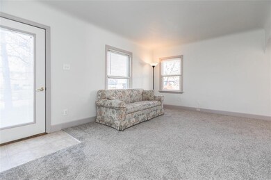 1004 23rd St SE, Cedar Rapids, IA 52403 - photo 6