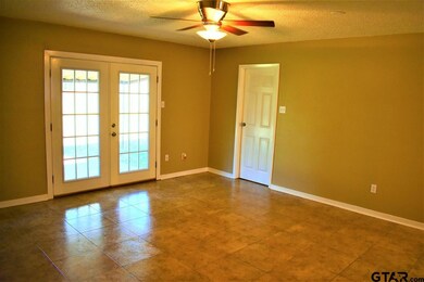 705 Denman St, Nacogdoches, TX 75964 - photo 2