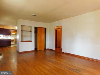 4814 Lemar Rd, Lemasters, PA 17231 - photo 3