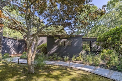 4 Hollow Tree Ln, East Hampton, NY 11937 - photo 4