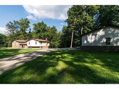 2185 Flatwood Rd NE, New Salisbury, IN 47161 - photo 2