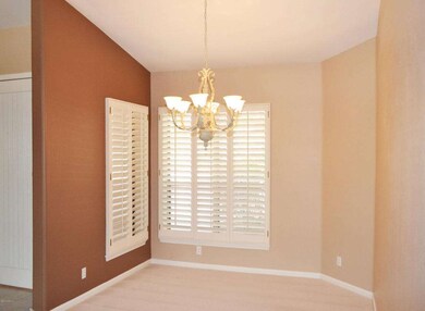 05-DiningRoom