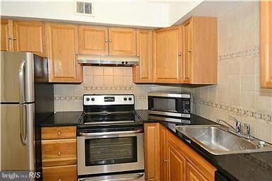 8606F Village Way unit F, Alexandria, VA 22309 - photo 6