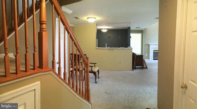 20410 Shore Harbour Dr unit 6R, Germantown, MD 20874 - photo 2