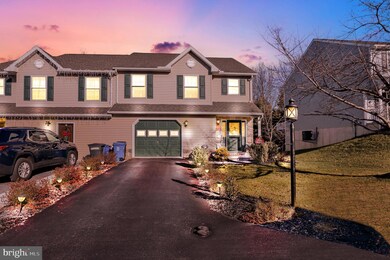 15 Rosalies Way, Temple, PA 19560 - photo 2