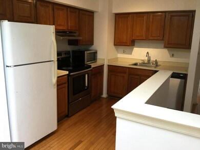 7773 Black Horse Ct, Manassas, VA 20109 - photo 4