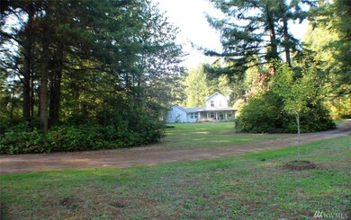 16827 Hickory Ln SE, Yelm, WA 98597 - photo 3