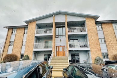 9651 Merrillville Rd unit 103, Crown Point, IN 46307 - photo 2