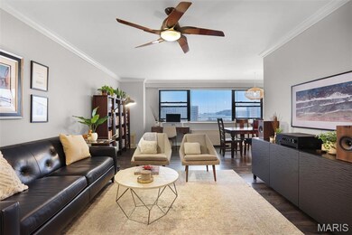 Executive House Apartments unit 10G, Saint Louis, MO 63108 - photo 4