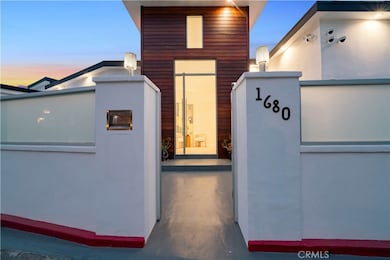 1680 Summitridge Dr, Beverly Hills, CA 90210 - photo 3