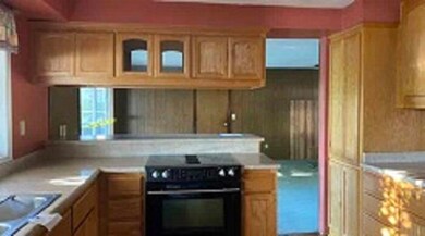 431-411702 Kitchen range oven