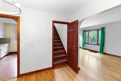 206 Lintner St (5)