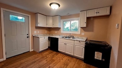 81 Mccarthy Ave, Chicopee, MA 01020 - photo 6