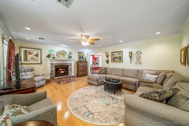 2915 W Berwick St, Claremore, OK 74017 - photo 6