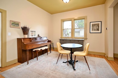 7 Dining Room II