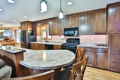 69 E Woodridge Dr, River Falls, WI 54022 - photo 4