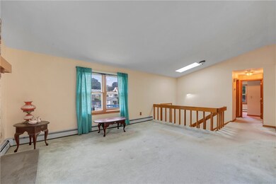 14 Glendale Ave, Riverside, RI 02915 - photo 5