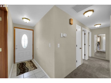 482 Laksonen Loop, Springfield, OR 97478 - photo 6