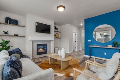 61651 SE Depot Loop, Bend, OR 97702 - photo 7