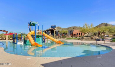 Fireside Kiew Pool