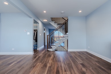 777 Golfview Dr, Roselle, IL 60172 - photo 4