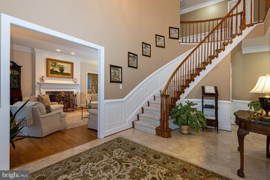9280 Hampton Hunt Dr, Fairfax Station, VA 22039 - photo 6