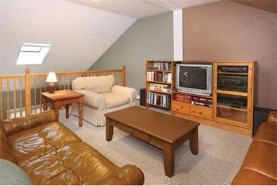 497 Hillside Ave, Needham Heights, MA 02494 - photo 4