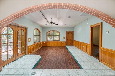 311 N Dahlia St, Pharr, TX 78577 - photo 3