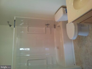 5457 Jonquil Ave unit 1, Baltimore, MD 21215 - photo 3