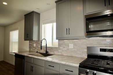 161 Tuolumne Rd, Bishop, CA 93514 - photo 2