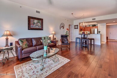 5-Living-Room-Area