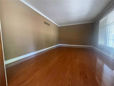 817 NW 13th St, Blue Springs, MO 64015 - photo 2