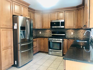 Custom Kitchen Cabinets