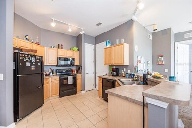 822 Terrace Ridge Cir unit 822, Davenport, FL 33896 - photo 5