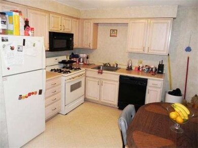 90 Beacon St unit 9, Lawrence, MA 01843 - photo 5