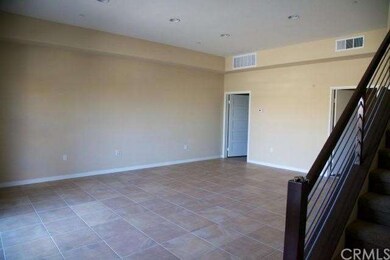 1560 W Artesia Square unit D, Gardena, CA 90248 - photo 3