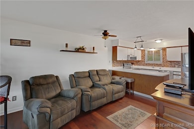 1436 Cherokee Rd unit 1B, Village of Four Seasons, MO 65049 - photo 6