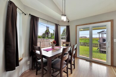 223 Wheatridge Dr, Newton, KS 67114 - photo 6